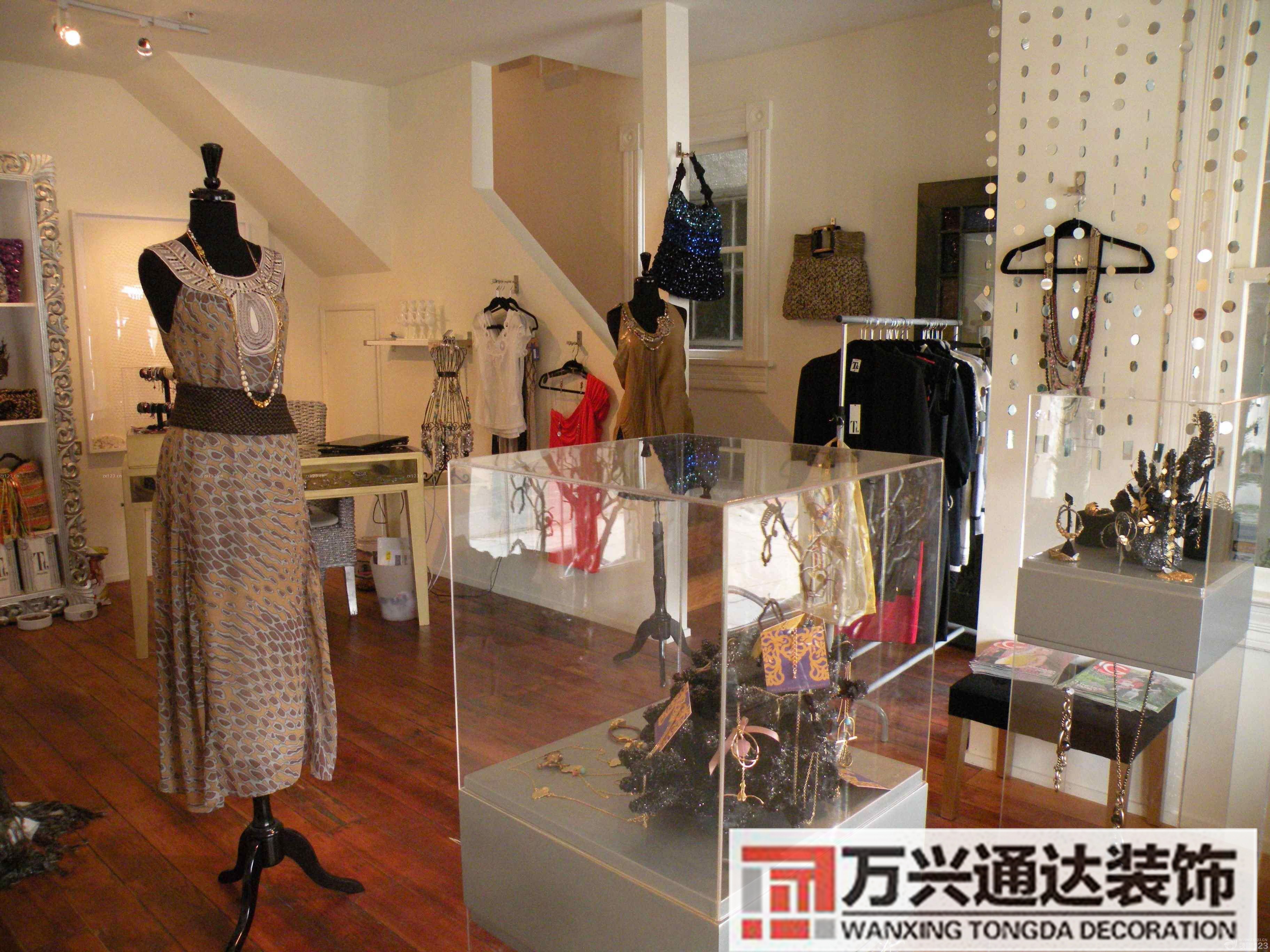 女服装店装修女服装店装修效果图大全2020图片